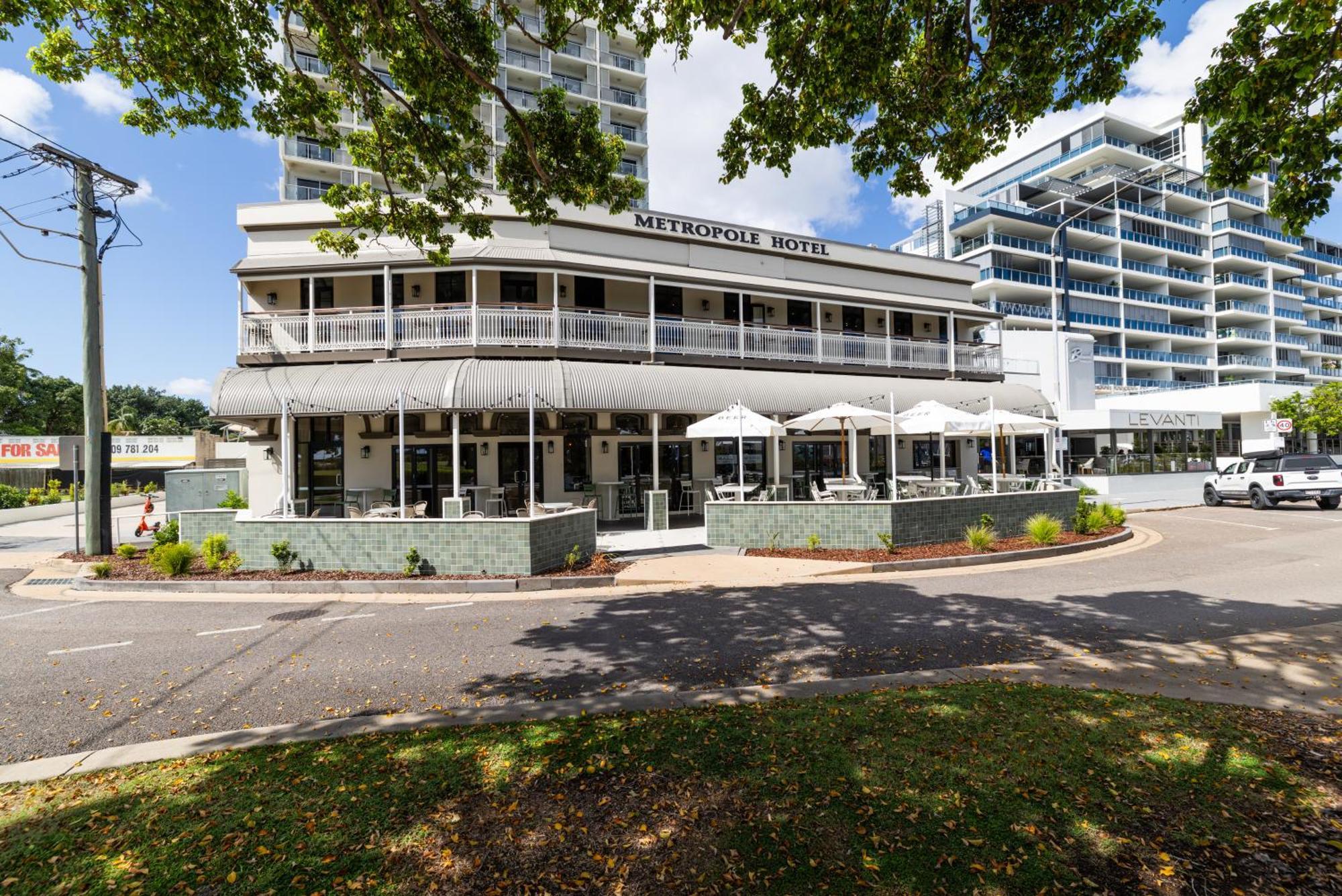 Oaks Townsville Metropole Hotel Exterior foto