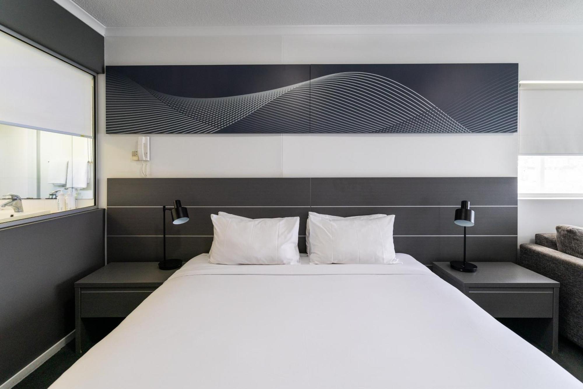 Oaks Townsville Metropole Hotel Exterior foto